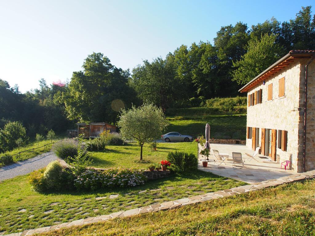 Il Giardino Di Rosmarino Bed & Breakfast Pontremoli Exterior photo