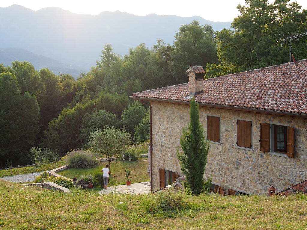 Il Giardino Di Rosmarino Bed & Breakfast Pontremoli Exterior photo
